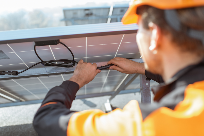 Solar PV and battery system on a UK home